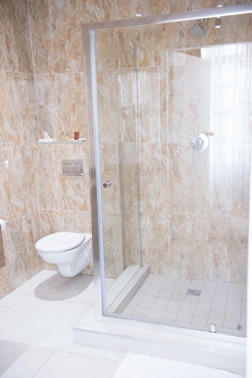 דורבן Britannia Hotel מראה חיצוני תמונה